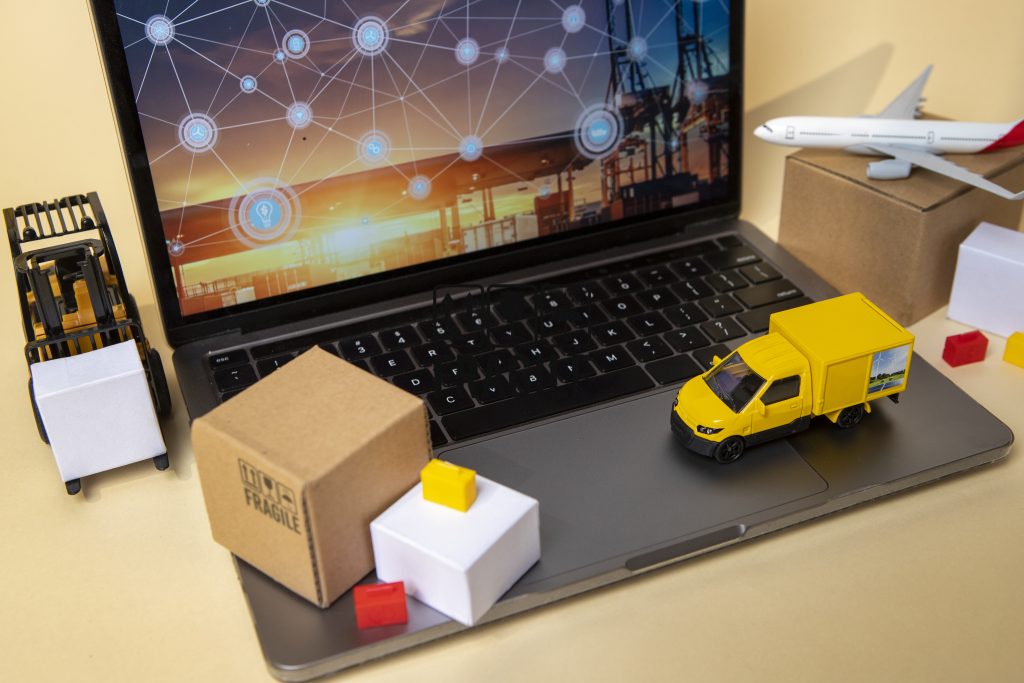 La digitalización de la logística: cómo las empresas pueden optimizar la última milla con tecnología avanzada
